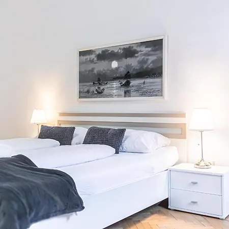 Deluxe 3Br Apt. Wiener Stadthalle - Suitable For Longstays Exterior photo
